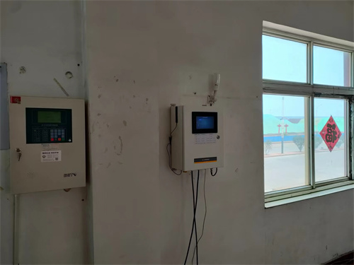 易造雷電預(yù)警系統(tǒng)實(shí)地安裝完成